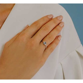 Anello acquamarina ANQ 306 indossato