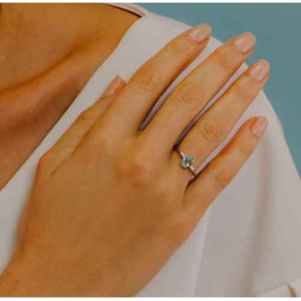 Anello acquamarina ANQ 296 indossato