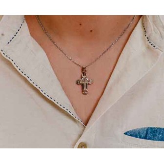 Collana e croce acciaio UGL 709 indossata