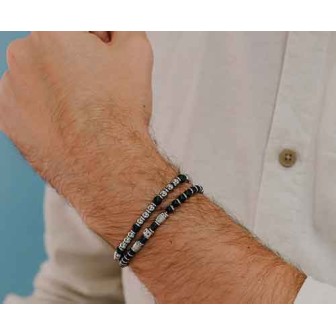 Bracciale onice indossato